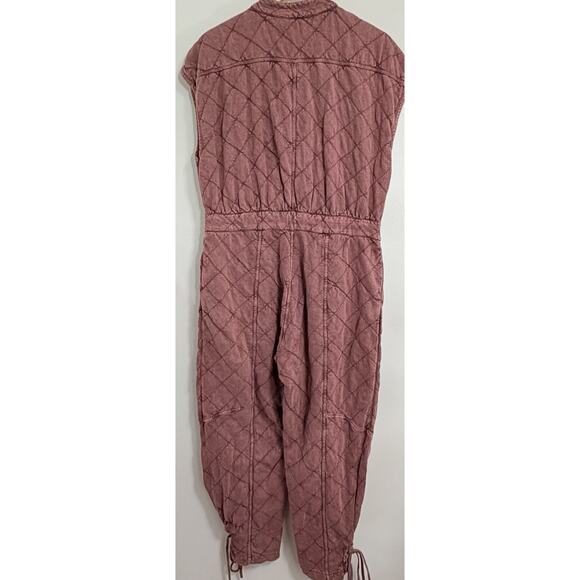 Free People One Jumpsuit Coverall Betty Quilted Red Maroon Burgundy Outdoor Sz S - Picture 4 of 4
